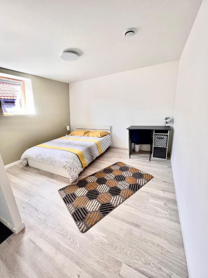 Agréable maison de ville cosy de 122m² + extérieur Wattrelos Extérieur photo