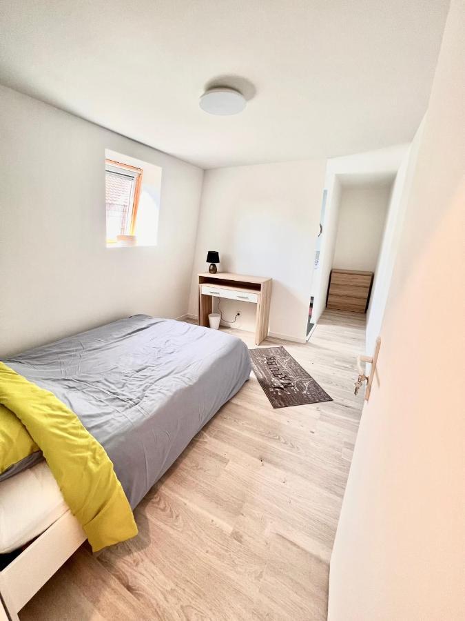 Agréable maison de ville cosy de 122m² + extérieur Wattrelos Extérieur photo